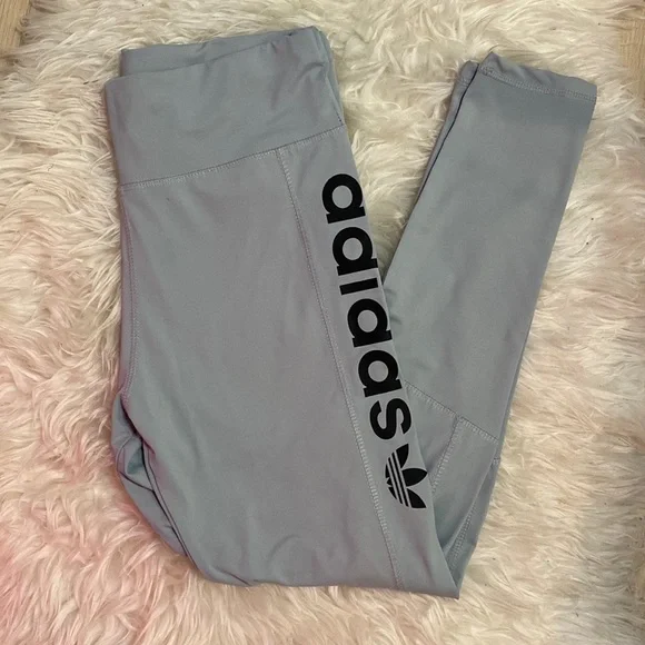 Adidas Tracksuit Matching Set - Picture 2 of 9